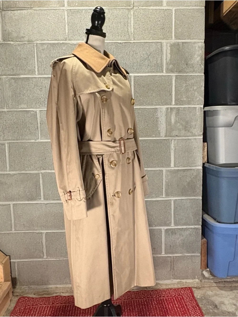 Burberry trench coat - Picture 3 of 15